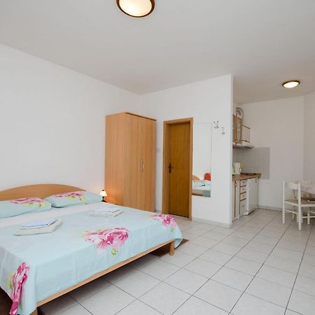 Apartments Branimir Novi Vinodolski Extérieur photo