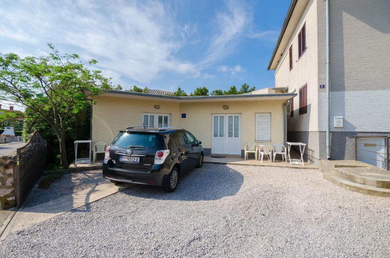 Apartments Branimir Novi Vinodolski Extérieur photo