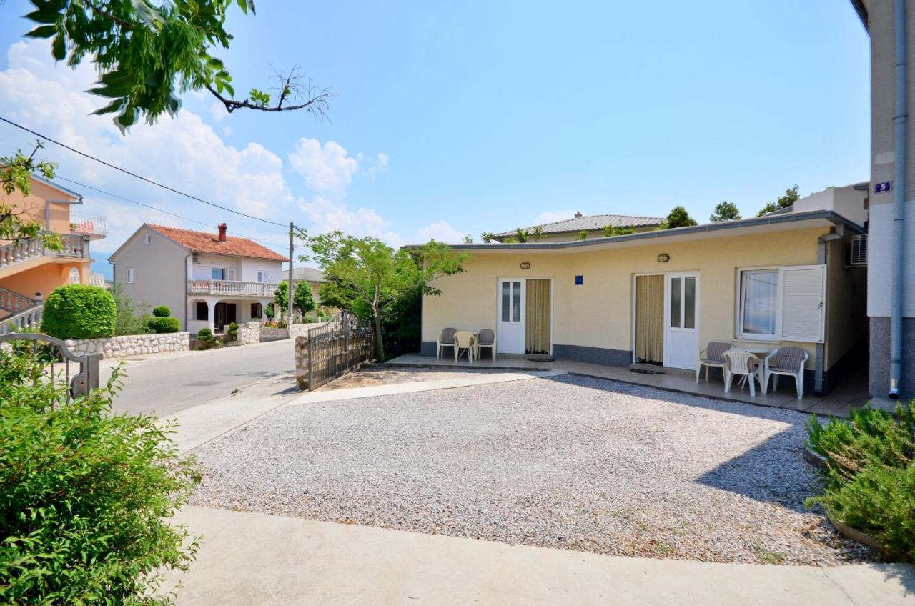 Apartments Branimir Novi Vinodolski Extérieur photo