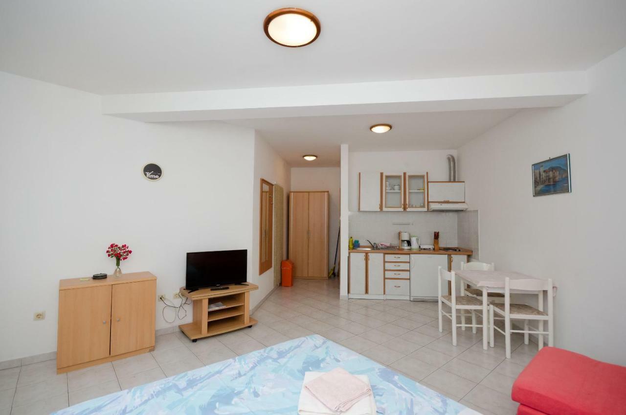 Apartments Branimir Novi Vinodolski Extérieur photo